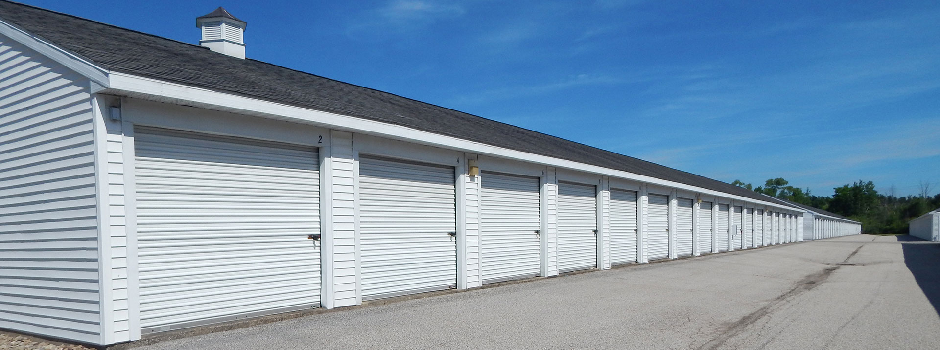 home and business storage Chardon buildings