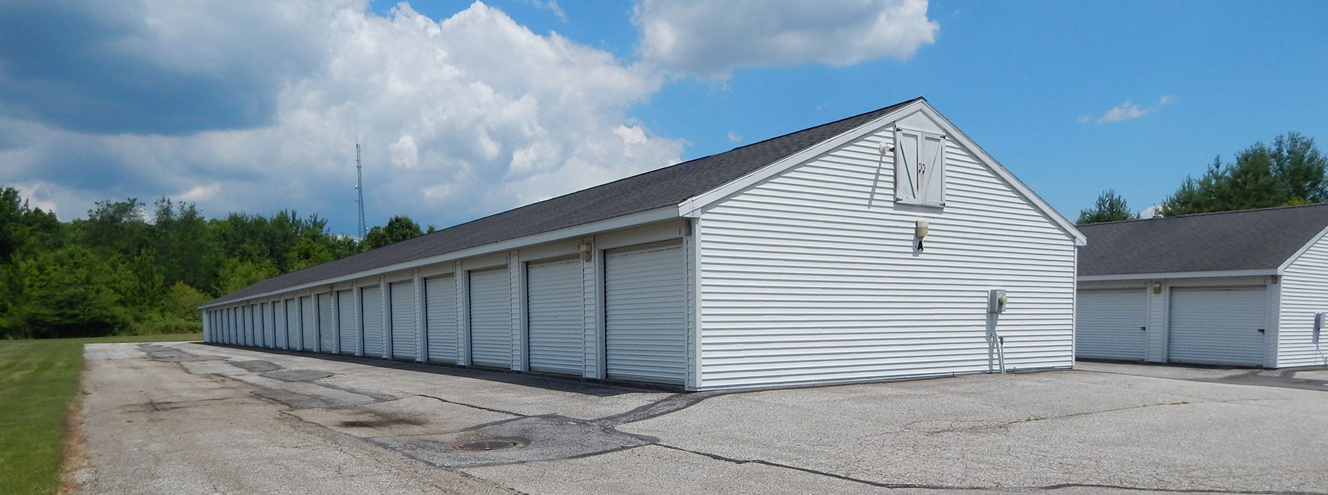 Home and Business Self Storage Hiram Buildings